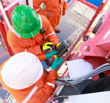 INSTRUMENTATION & CONTROLS